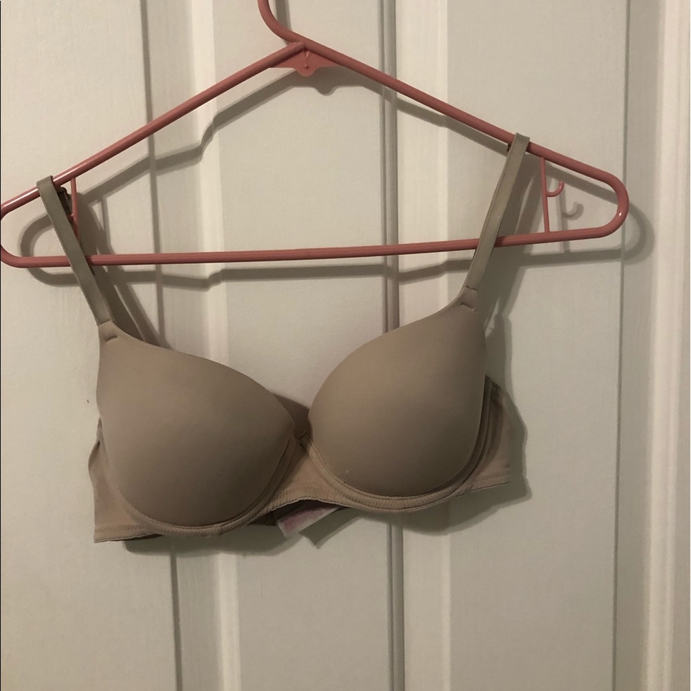 Tan 32c PINK bra